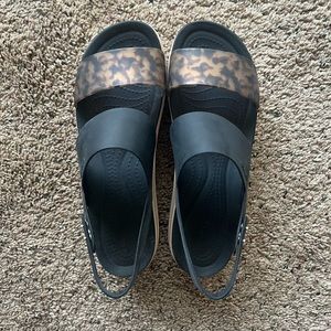 Crocs Brooklyn Low Wedge Sandal